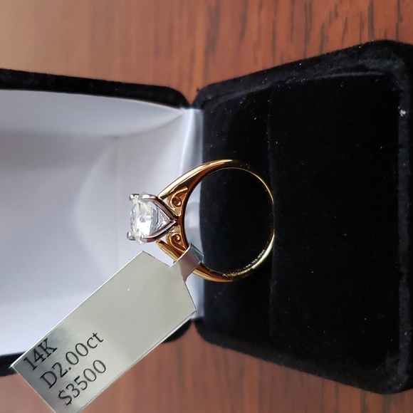 $3500 2Ct 14k Yellow & White Gold Round Moissanite Diamond - Picture 3 of 15